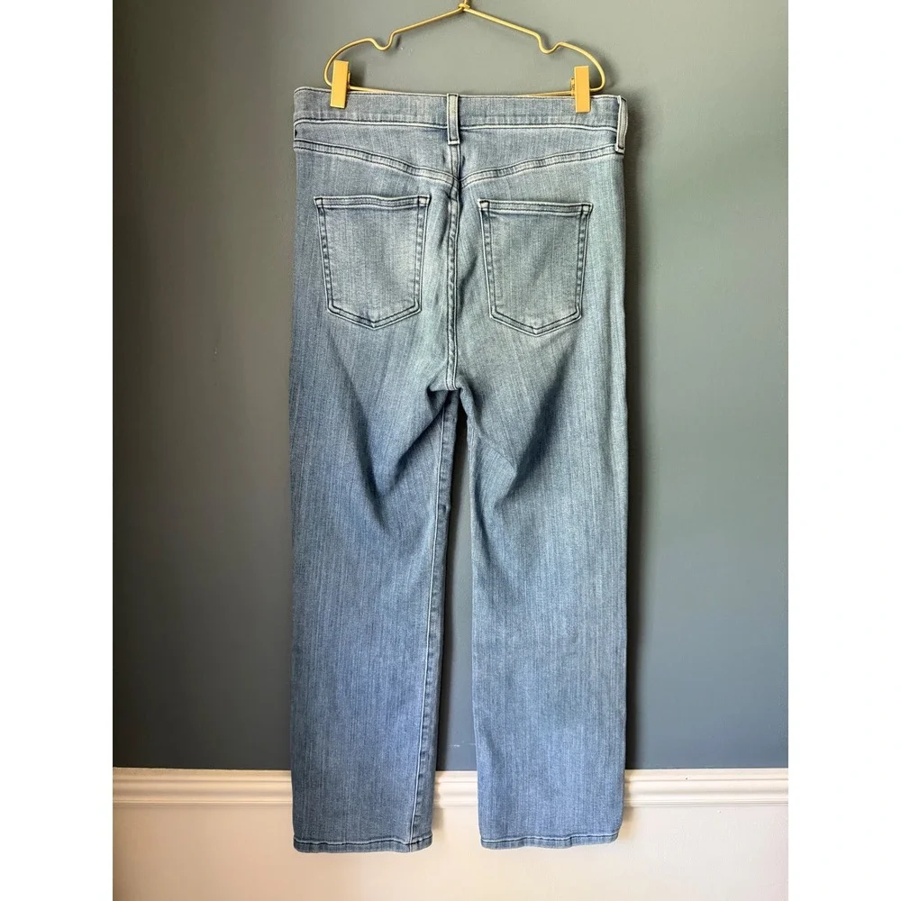 AYR The Pop Light Wash High Rise Straight Leg Jeans‎ Size 29